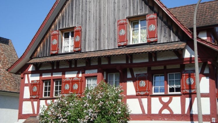 Fensterläden-Renovation, Evangelische Kirche Kreuzlingen Haus Bleiche, Kreuzlingen Thurgau 2011