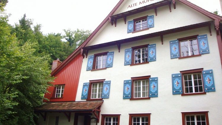 Fassadenrenovation, Pfadiheim Alte Mühle, Kreuzlingen Thurgau Juli 2010, nach der Renovation